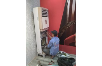 Vệ Sinh Máy Lạnh Tủ Đứng Tại Bình Dương